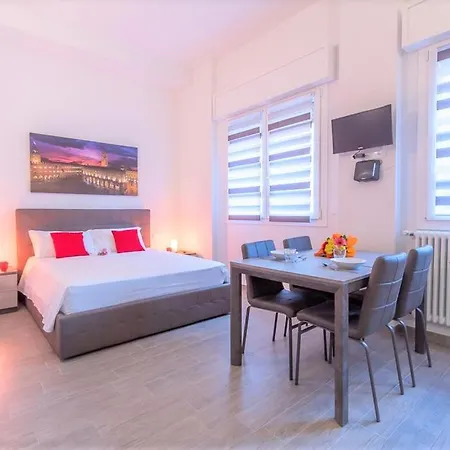 Realkasa Azzarita Flat * Bologna