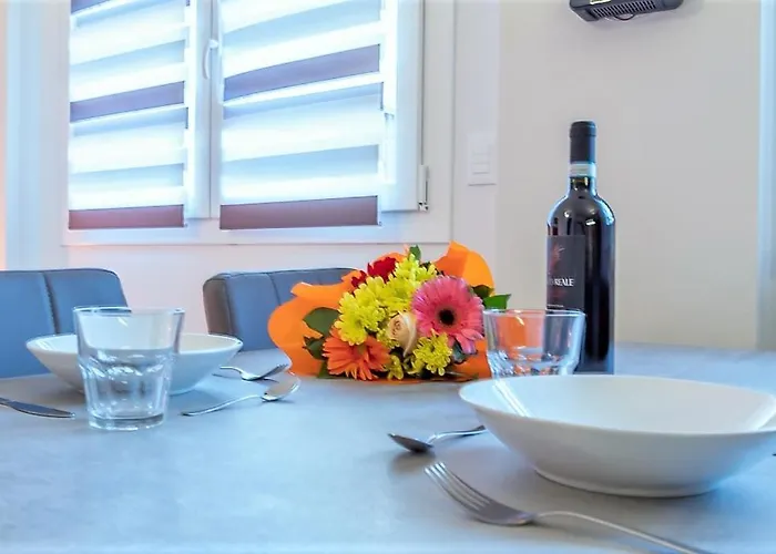 Realkasa Azzarita Flat דירה *