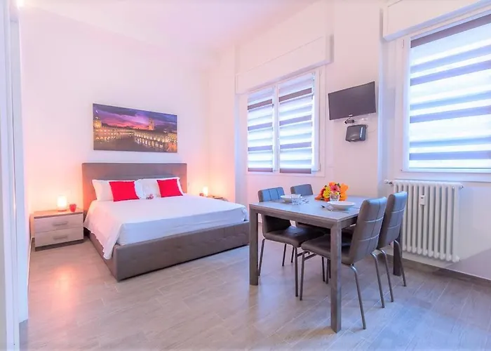 Realkasa Azzarita Flat * בולוניה